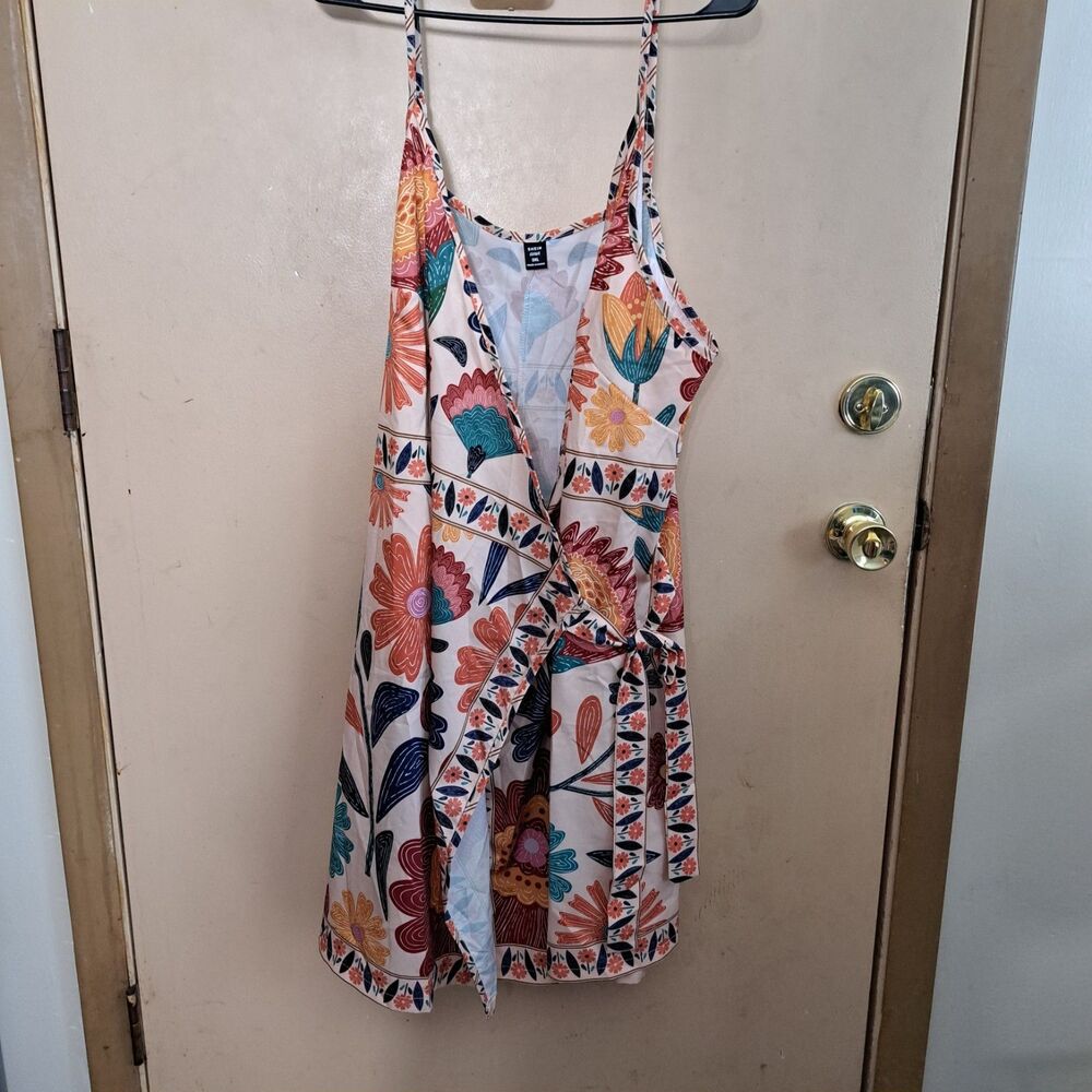 SHEIN Curve 3XL Flowert V-Neck sleeveless Tie Wrap Midi Dress